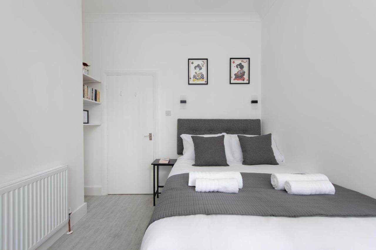 Tower Bridge Exclusive Two Bedroom Apartment 런던 외부 사진