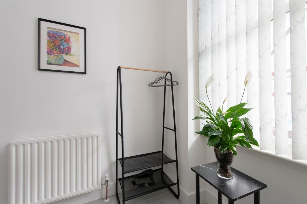 Tower Bridge Exclusive Two Bedroom Apartment 런던 외부 사진